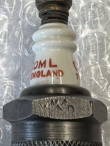 Vintage Stationary Engine Spark Plug Champion 9COM L, War Dept Hit & Miss Engine - Picture 4 of 11