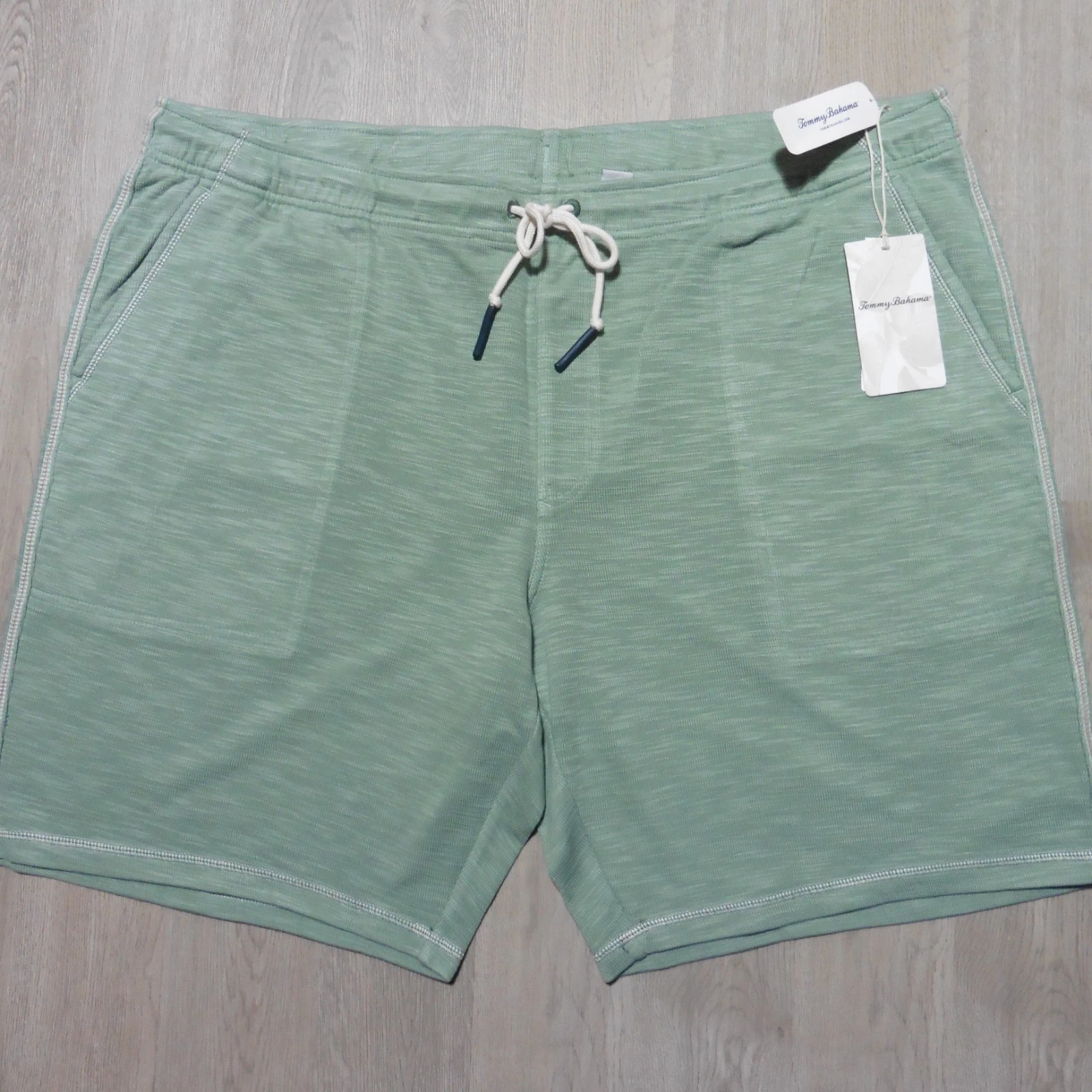 TOMMY BAHAMA Mens 2XLB 2XL BIG & TALL TOBAGO SHORTS TROPICAL FERN GREEN PIMA
Opens in a new window o
