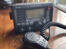 iCom IC-M504 DSC VHF Marine Submersible w/ HM-126B Mic