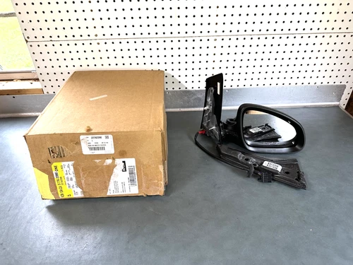 GM OEM NOS 22762390 RH Primed Passenger Side Mirror 2012-2017 Buick Verano