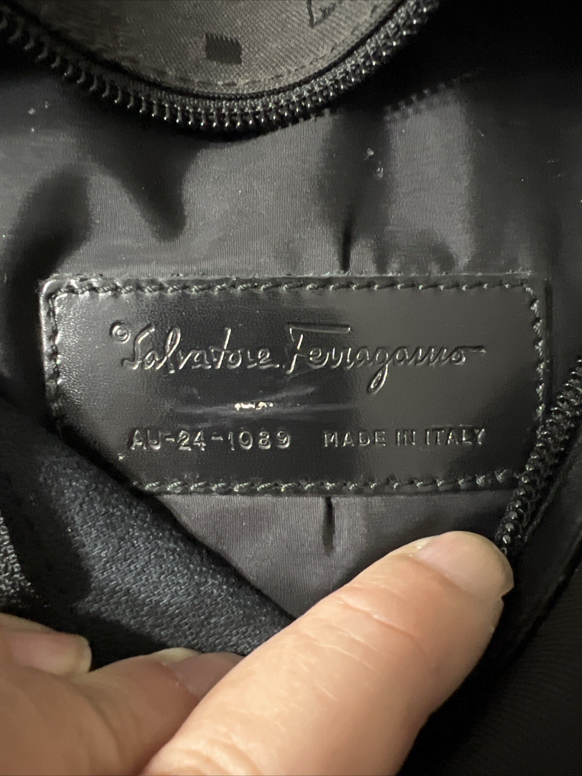 Ferragamo Packable Weekender  Extra Suitcase Over… - image 4