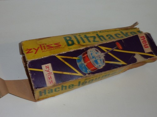 Vintage Zyliss Automatic 70 Food Chopper #31 - Picture 7 of 7