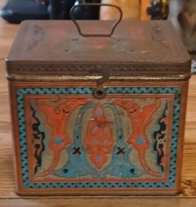 1930's Nabisco Art Deco Tin Uneeda Chest Style With Handle & Latch Vintage 