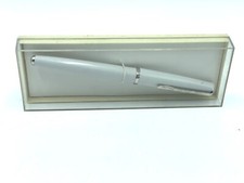 VINTAGE FOUNTAIN  PEN  UNIVERSAL    PENNA STILO# NIB OU