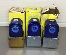 Lot Of 3 ALCO AMG 208-220 Volts 50-60 Hz Solenoid Coil 025863 (b516)