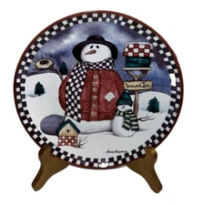 New Seasons Collectible Ceramic Plate Snowmen Illustrated Laurie Korsgaden 2000