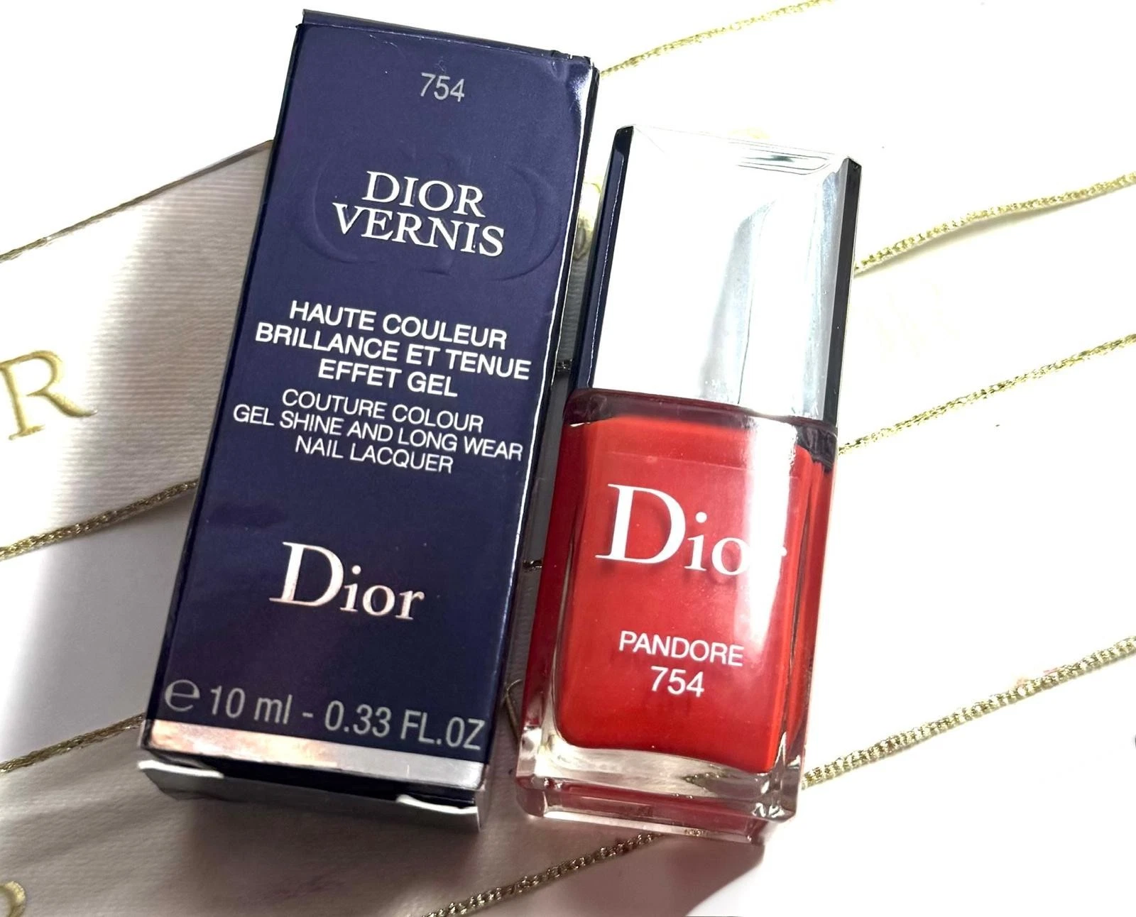 Dior Vernis Couture Colour Gel Shine And LongWear Nail Lacquer 754 10ml