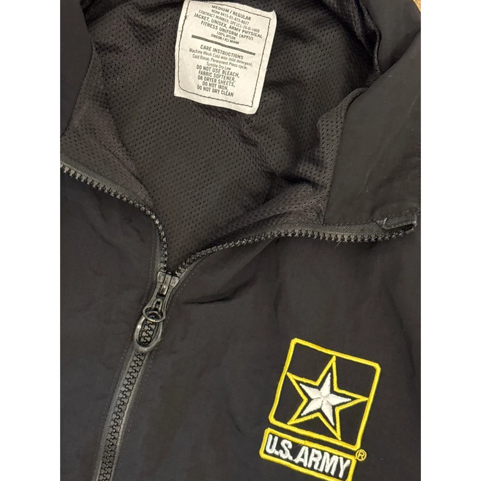 Ejército de EE. UU. APFU Medio Regular Fitness Físico Nylon Pista Cortavientos Chaqueta Foto 2 de 4