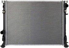 Radiator For Chrysler 300 For Dodge Charger Magnum 2005 2009 2 7l 3 5l 5 7l 2766