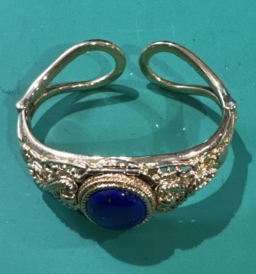 VTG Pedre 17 Jewels Swiss Watch Hidden In Gold-Tone Lapis Bracelet Bangle - Image 2 of 4