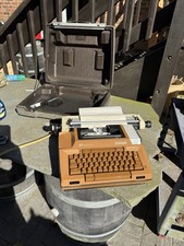 Vintage SMITH-CORONA Coronamatic 2200 Model 8E Electric Typewriter w Case, Brown thumbnail