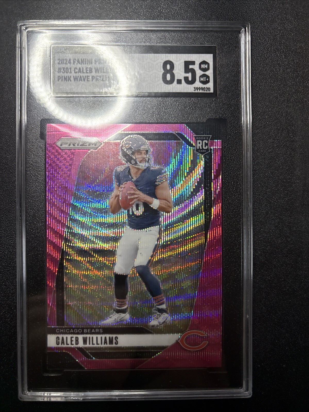 2024 Panini Prizm - Rookies Caleb Williams #301 Pink Wave Prizm (RC)