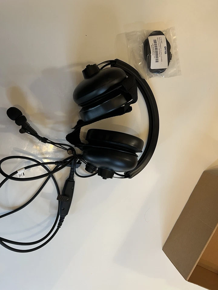 Otto V4-10047 Heavy Duty Behind-the-Head Headset - Image 2 of 4