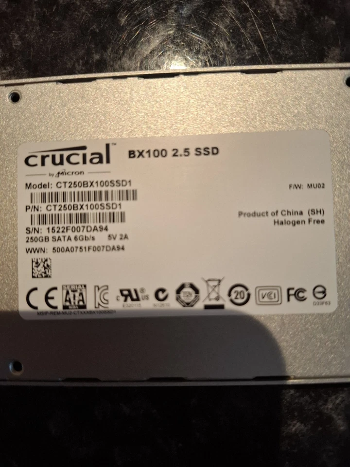 Crucial BX100 250GB,Internal,6.35 cm (2.5") (CT250BX100SSD1) Internal SSD - Image 2 of 3