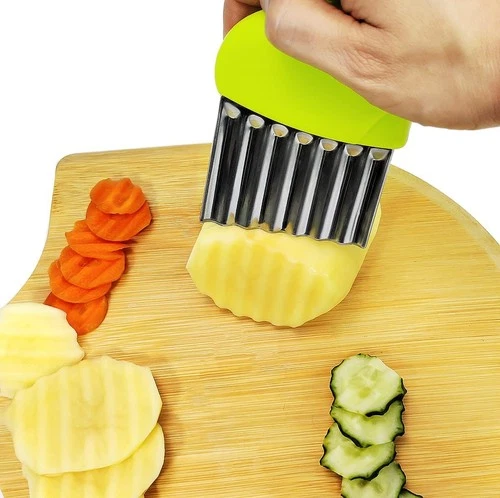 Crinkle Cutter Stainless Steel Potato Carrot Chip Vegetable Crinkle Wavy Chopper - Picture 4 of 4