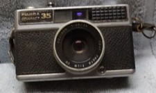   Vintage - FUJICA - Compact 35mm CAMERA with Fujinon Lens - UNTESTED  