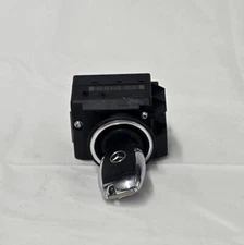 2003-2009 Mercedes-Benz E350 Automatic Transmission Ignition Switch w/ Key Assy.