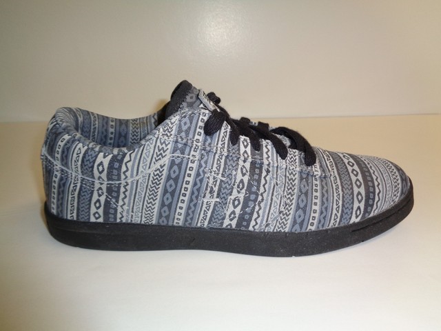 converse size 9 womens