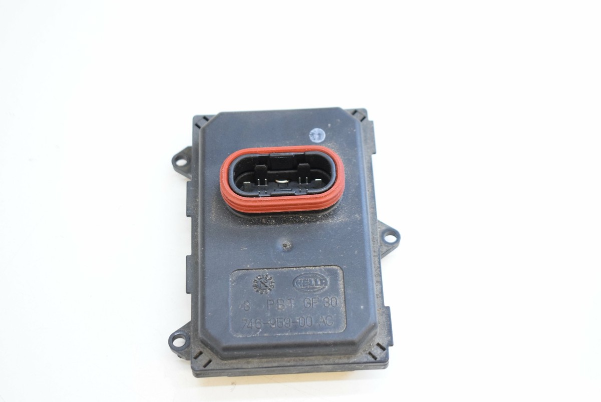 AUDI A4 8K 2015 LHD Left Side Xenon Control Unit Module 74695900 