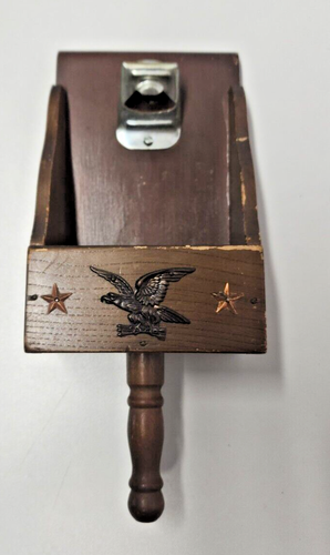Vintage Lobeco Bottle opener With catch Holder for caps Wall Mount -Eagle-Stars - Afbeelding 1 van 8