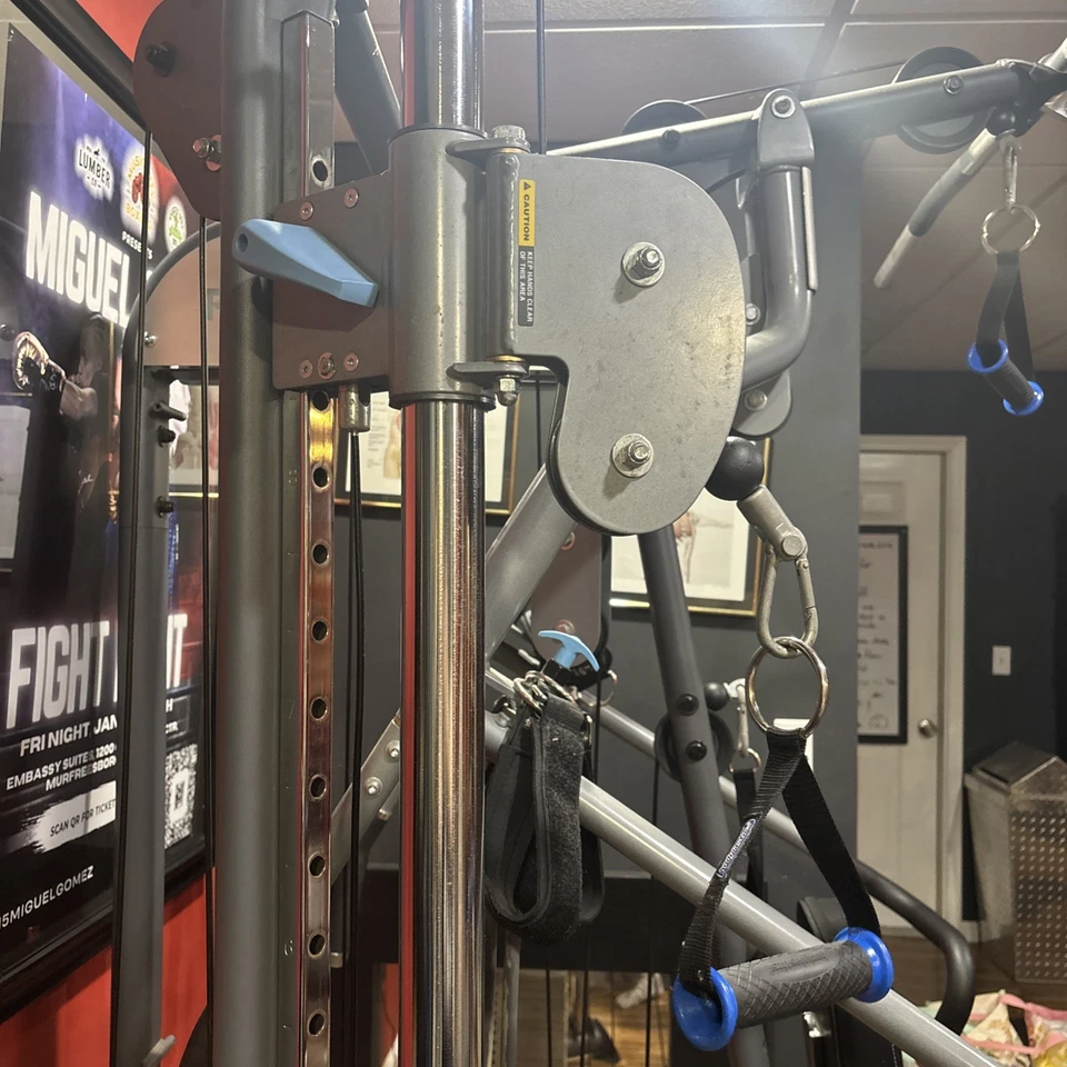 Equipo de gimnasio multiestatación Precor USA S3.19 Foto 4 de 4