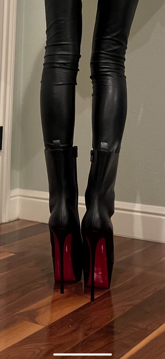 Christian Louboutin Dolly Booty Alta 160 Black Stiletto