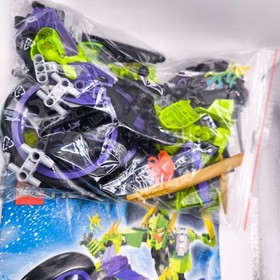 LEGO HERO FACTORY 6231 98% COMPLETE (MISSING 6 PIECES) READ DESCRIPTION)