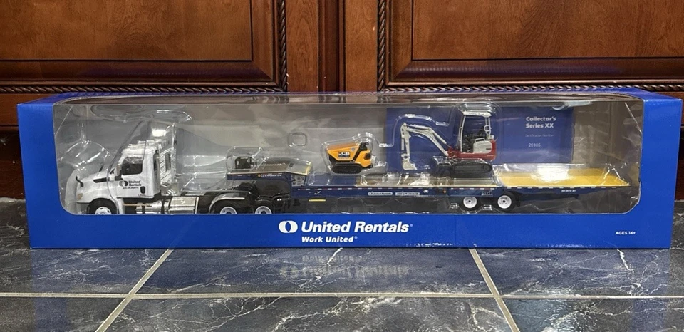 United Rentals First Gear Freightliner Tractor Trailer W Equipment 19-4321 - Image 3 of 4