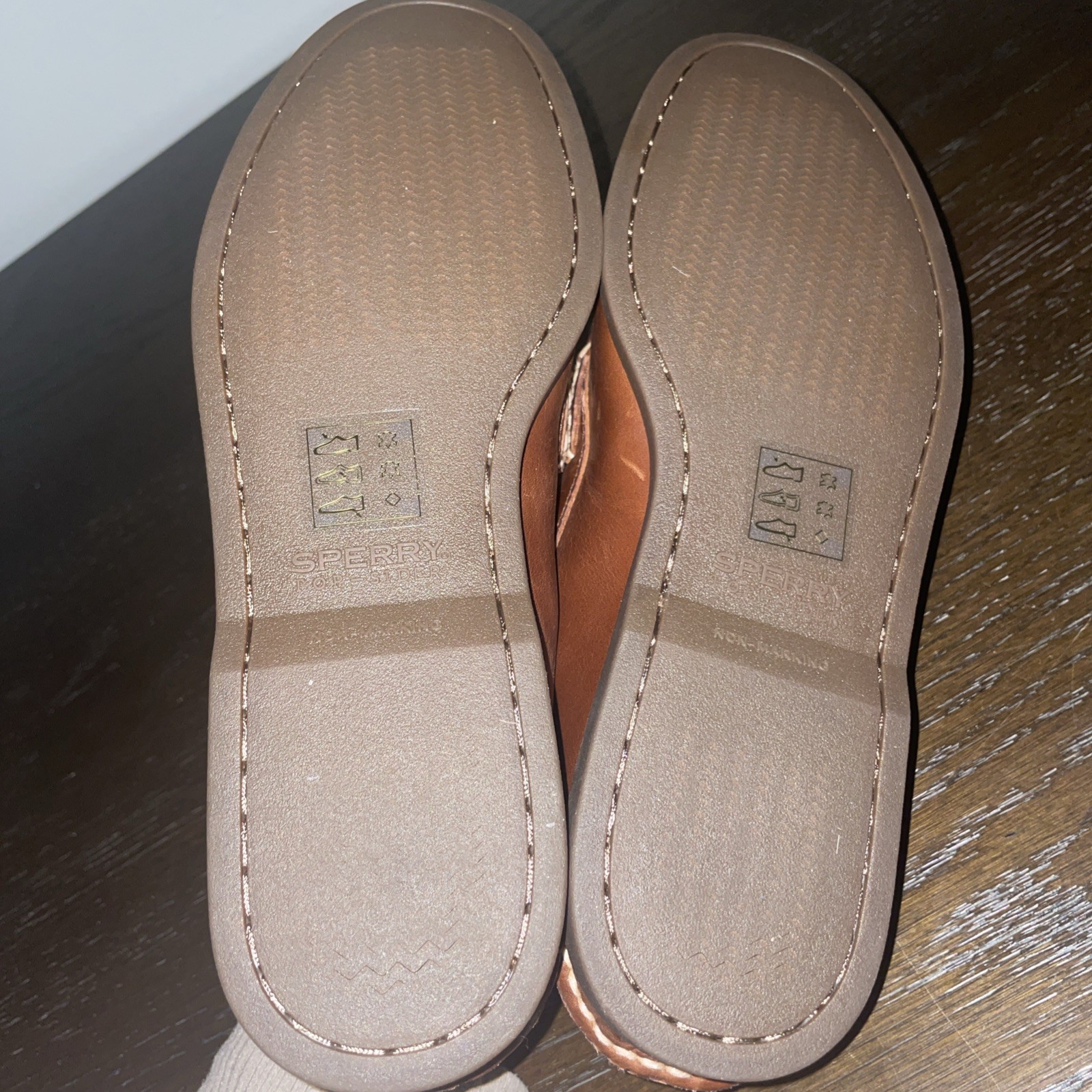 NEW SPERRY Harbor Leather Penny Loafer In Sahara Sz 10 Brown +