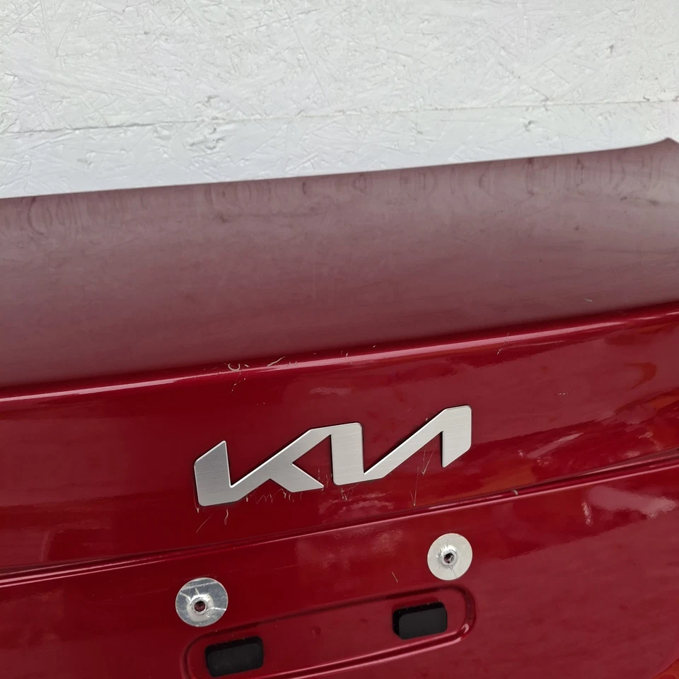 ✅️ 2019-2023 Kia Forte Rear Trunk Lid Decklid Assembly RED OEM NO DENTS - Image 4 of 4