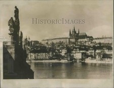 1939 Press Photo View of the Prague Castle Hradcany in Prague Czechoslovakia