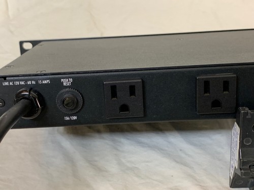 Furman Power M-8LX 15A Merit Series Power Conditioner w/ Lights M8LX - Picture 12 of 19