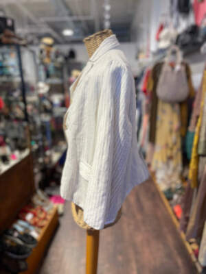 Hannoh Wessel White/Blue Linen/Cotton Pinstripe Blazer, Size