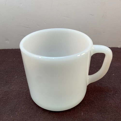 Vtg 1940-50’s Federal White Milk Glass Coffee Mug Tea Cup 8 OZ Z HEAT PROOF
