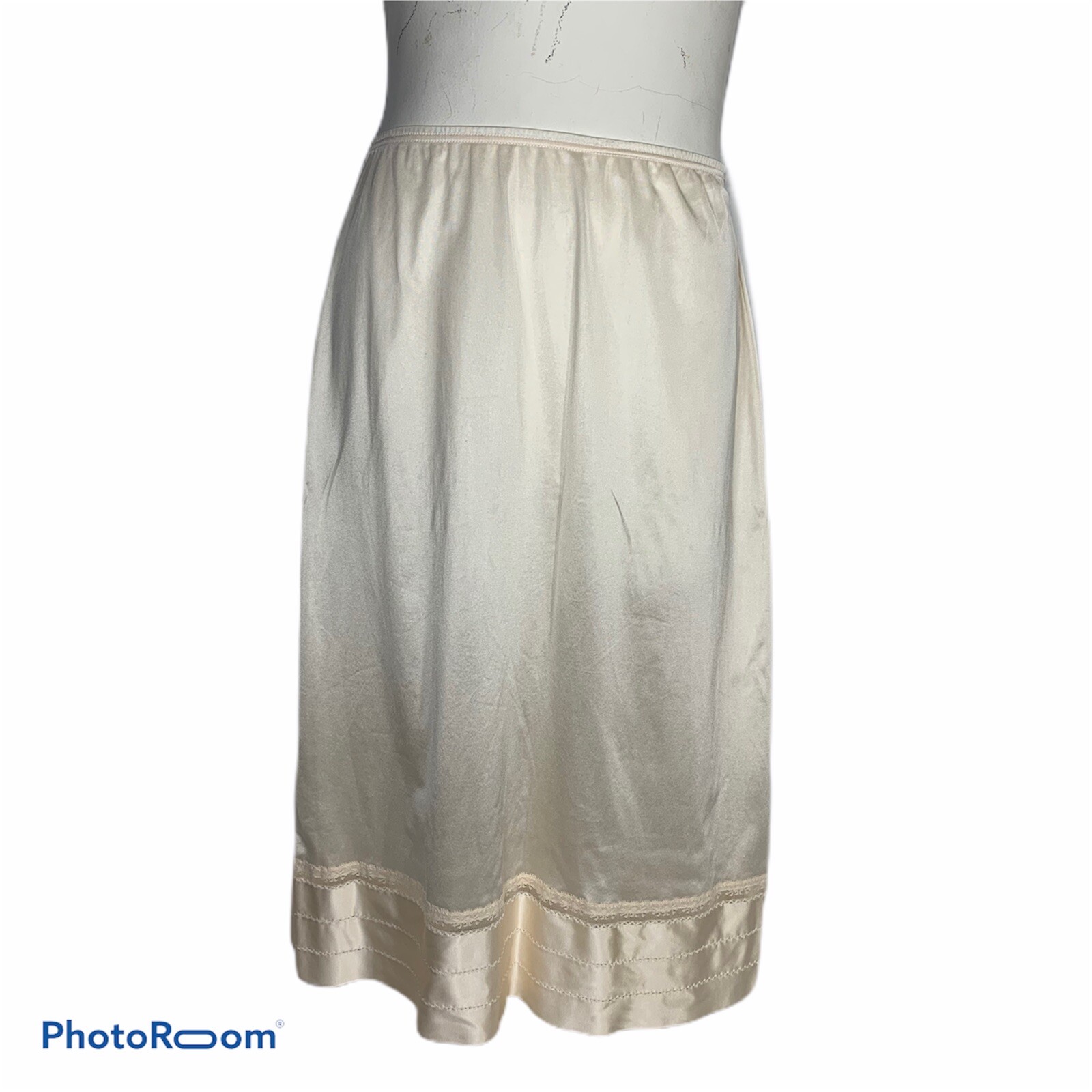 Vintage Lorraine Nylon Maxi Half Slip Antron III Made… Gem