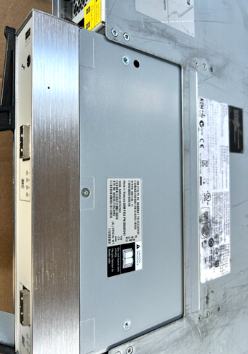 IBM Storwize V7000 2076-224 Disk Enclosure 00AR028 | 24x 900GB 2x 00AR041 2xPSU - Picture 8 of 8