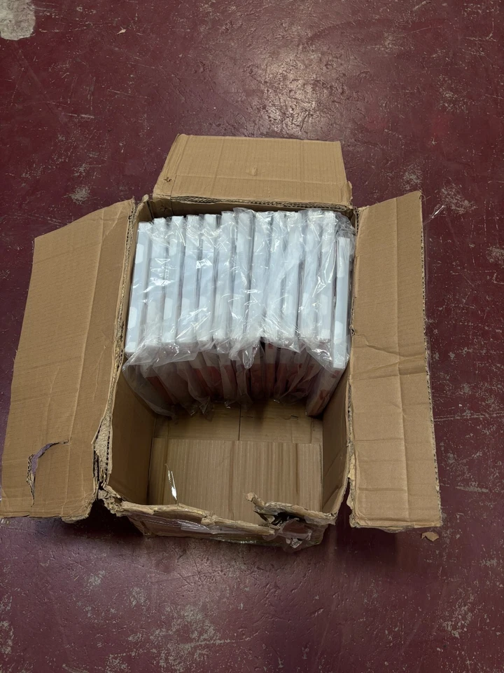 Лот из 15 красных чехлов для Microsoft Surface Pro 8 - Изображение 4 из 4