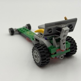 LEGO DC Comics Batman: The Riddler Chase 76012 The Riddler and car