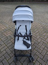 Chicco pushchair easy to fold/unfold and lightweight. Used all working.