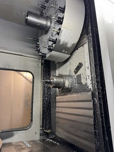 HASS HS1 CNC Horizontal Milling Machine Operational And Making Parts.