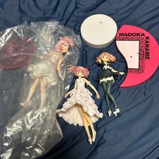 Madoka Magica Figure Collectible Authentic Anime Toy Preowned Slight Wear set