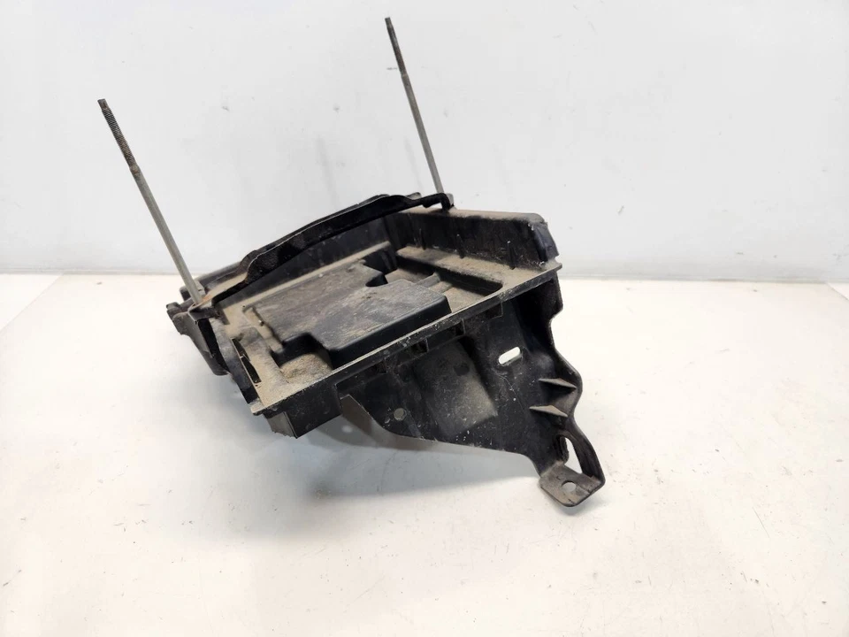 2014 Ford Taurus (3.7L / AT) Battery Tray W/ Hold Down - Image 3 of 4