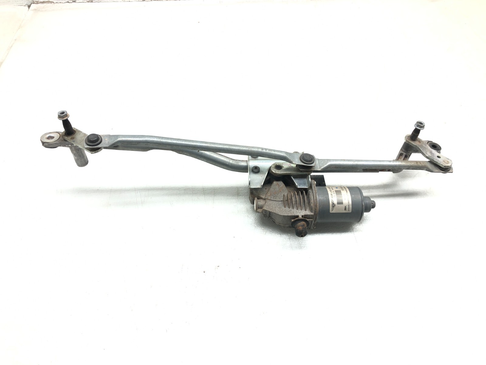 2014-2018 BENTLEY FLYING SPUR FRONT WINDSHIELD WIPER LINKAGE W/ MOTOR #FOR PARTS
