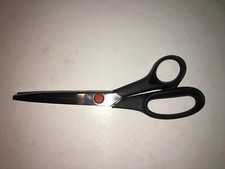 Vintage " MARKS " Pinking Shears  8.5" Long