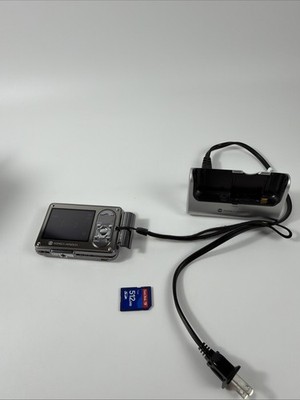 Konica Minolta DiMAGE X1 8.0MP Digital Camera - Silver for sale
