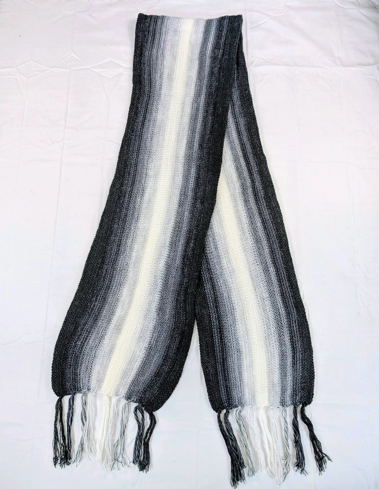 White Gray Extra Soft Alpaca Scarf Peruvian Inca Pattern Textile