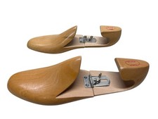 Vintage D. Mackay Wood Pair of Shoe Trees Adjustable Stretchers Size 9D