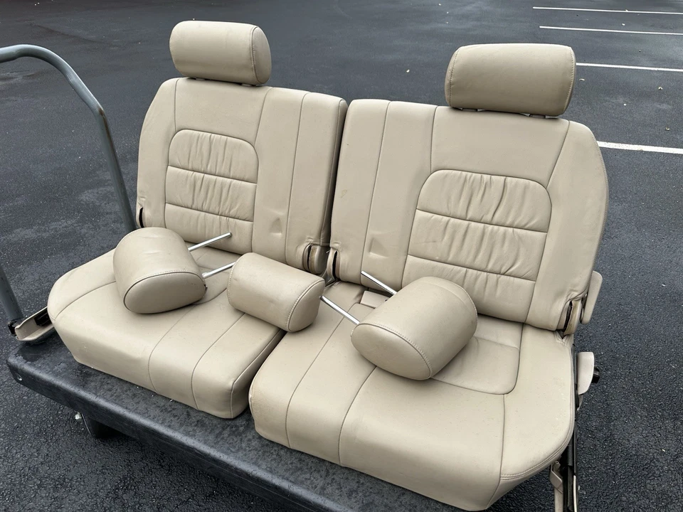 BANCOS/ENCOSTOS DE CABEÇA DE COURO FILEIRA 3RD PARA MODELOS LANDCRUISER/ LEXUS 470 1998-2007 - Imagem 2 de 3