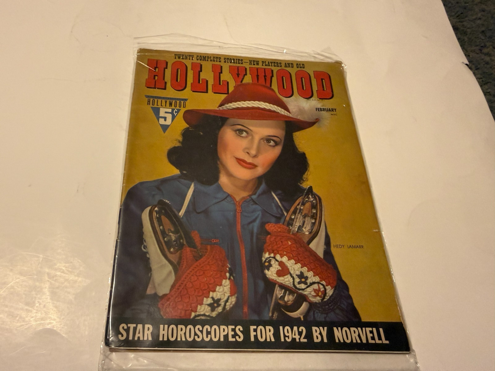 Hollywood Magazine February 1942 - Hedy Lamarr Cover