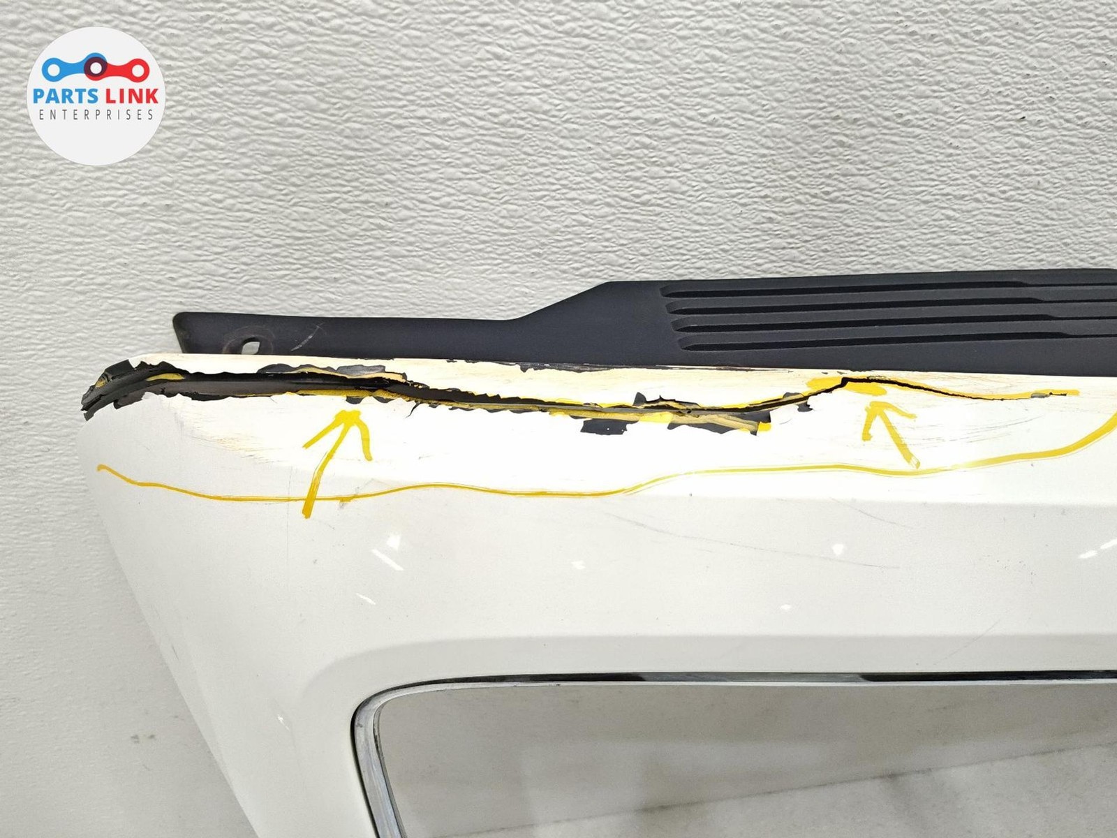 Bentley Bentayga Speed 2017-2020 Front Grille molding White